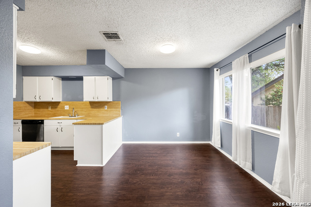 Image 11 of 42 For 9334 Dover Rdg