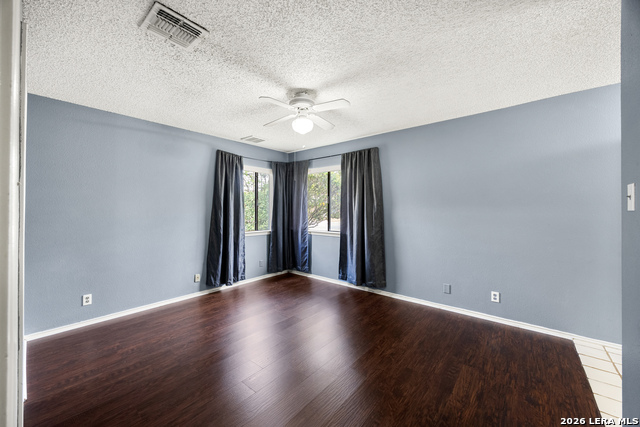 Image 21 of 42 For 9334 Dover Rdg