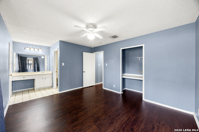 Image 24 of 42 For 9334 Dover Rdg