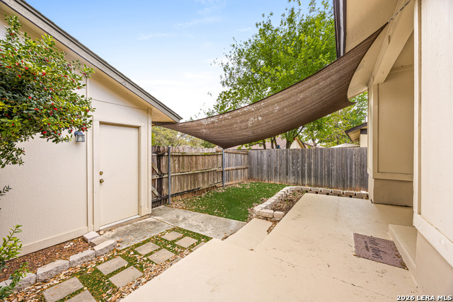 Image 28 of 42 For 9334 Dover Rdg