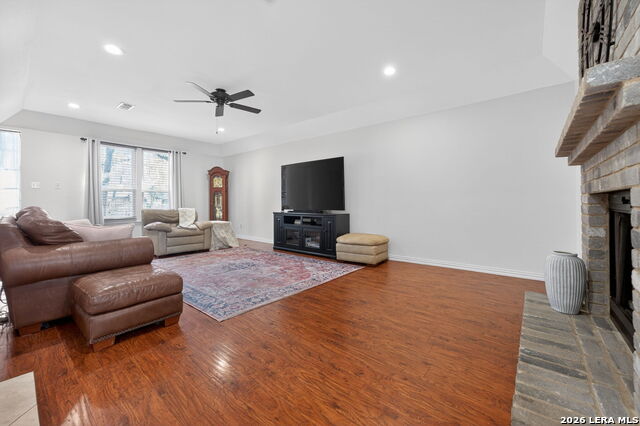 Image 18 of 56 For 9319 Jorwoods