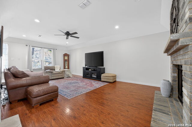 Image 19 of 56 For 9319 Jorwoods