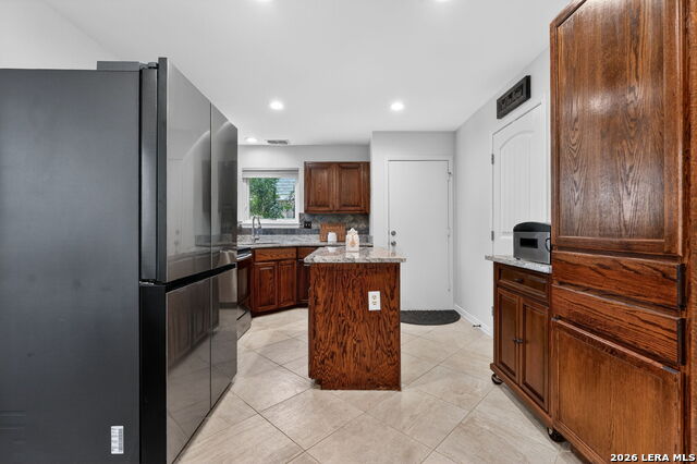 Image 23 of 56 For 9319 Jorwoods