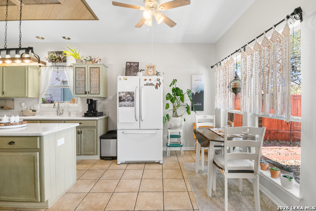 Image 17 of 47 For 1515 Crescent Woods