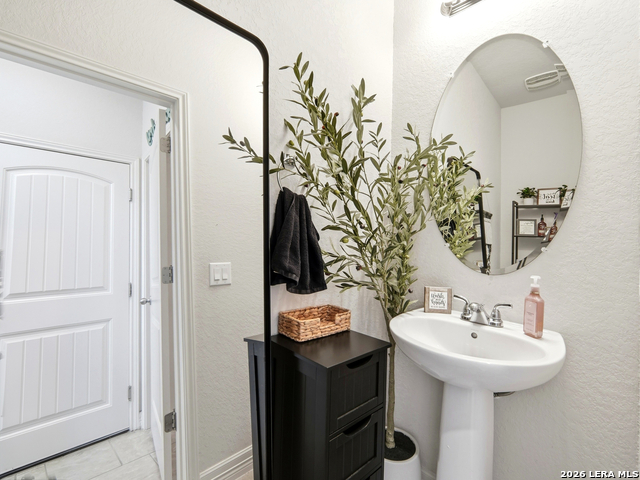 Image 24 of 35 For 1215 Butterfly Post