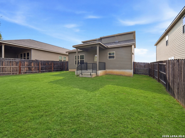 Image 28 of 35 For 1215 Butterfly Post