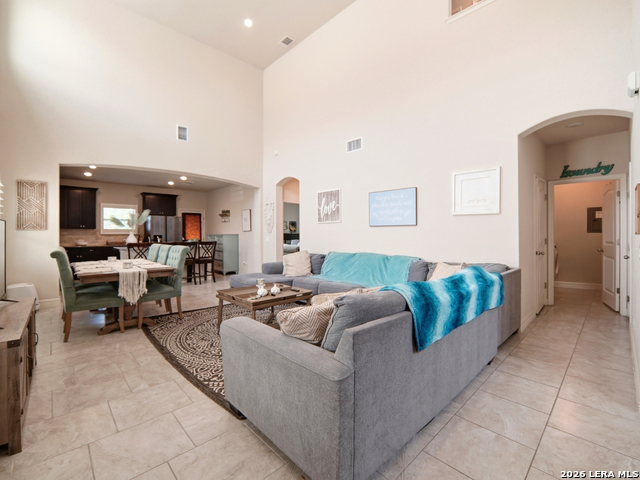 Image 5 of 35 For 1215 Butterfly Post