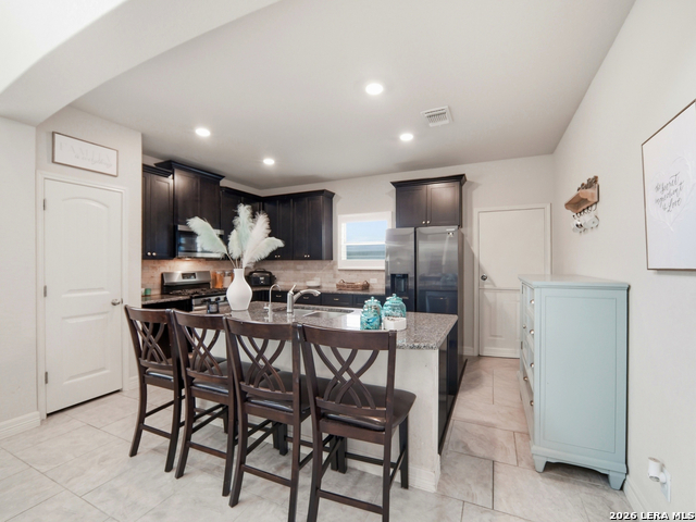 Image 8 of 35 For 1215 Butterfly Post