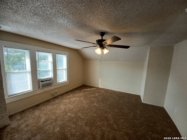 Image 19 of 35 For 520 Paschal  