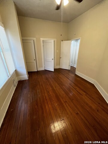 Image 29 of 35 For 520 Paschal  