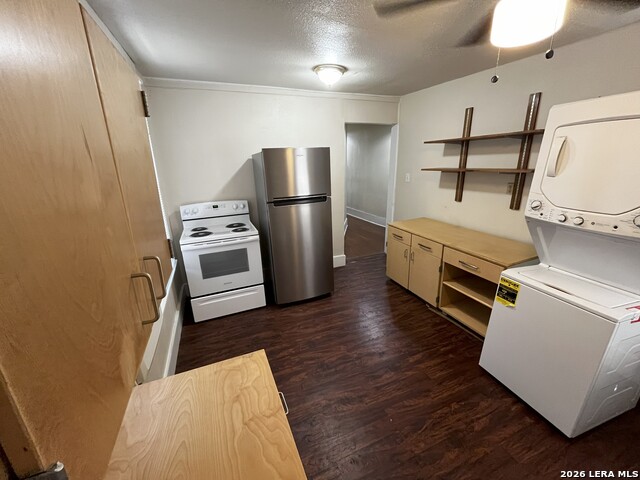 Image 33 of 35 For 520 Paschal  