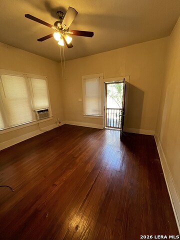 Image 34 of 35 For 520 Paschal  