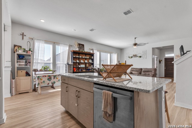 Image 15 of 50 For 3004 Werra  