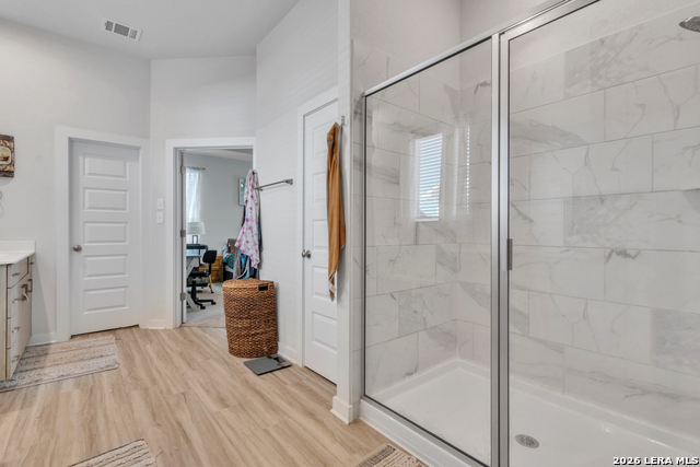 Image 27 of 50 For 3004 Werra  