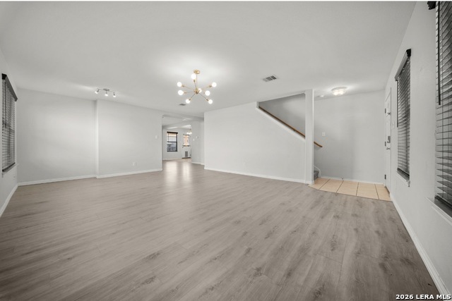 Image 5 of 29 For 902 Magnolia Bend