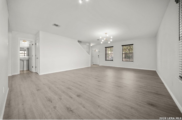 Image 6 of 29 For 902 Magnolia Bend