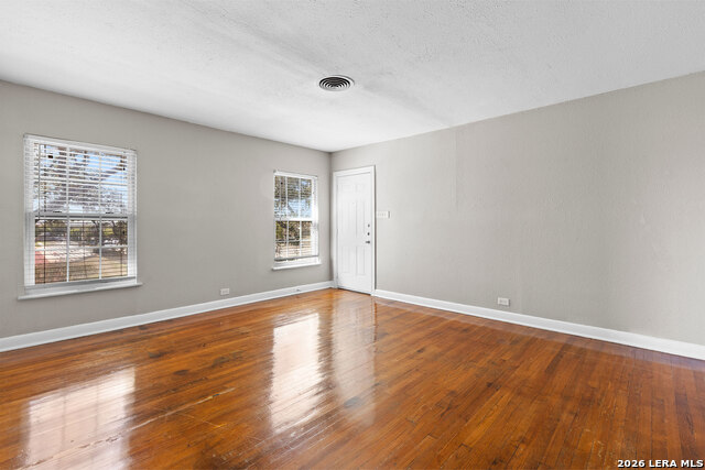 Image 22 of 38 For 553 Club  