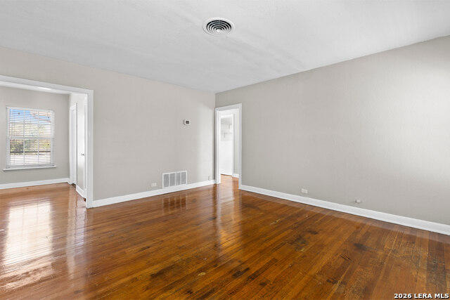 Image 23 of 38 For 553 Club  