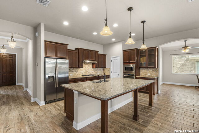 Image 2 of 49 For 1082 Cedar Glen