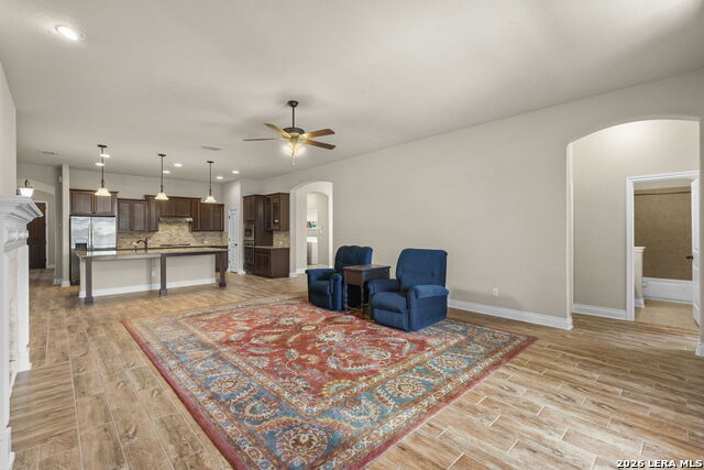 Image 20 of 49 For 1082 Cedar Glen