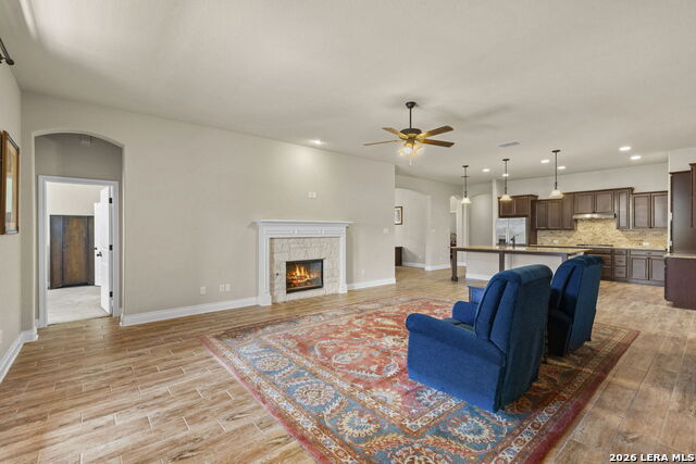 Image 22 of 49 For 1082 Cedar Glen