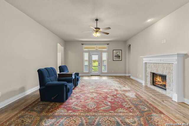 Image 24 of 49 For 1082 Cedar Glen