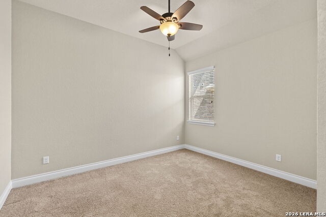 Image 25 of 49 For 1082 Cedar Glen