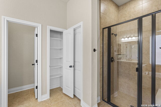 Image 34 of 49 For 1082 Cedar Glen