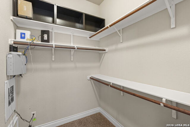 Image 37 of 49 For 1082 Cedar Glen