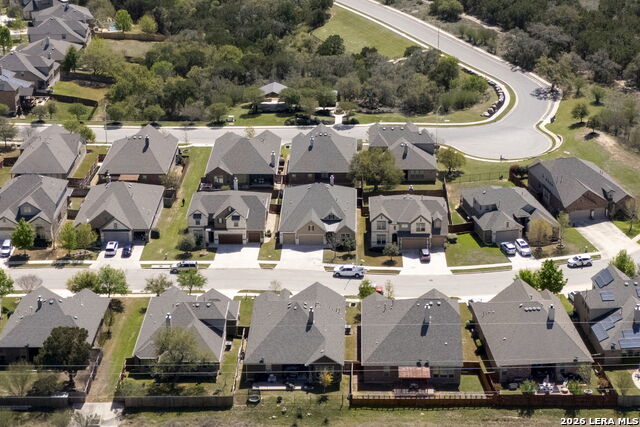 Image 44 of 49 For 1082 Cedar Glen