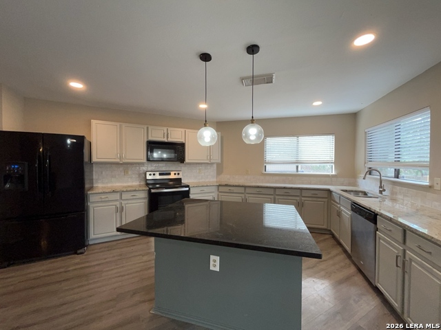 Image 15 of 76 For 7051 Shadow Run