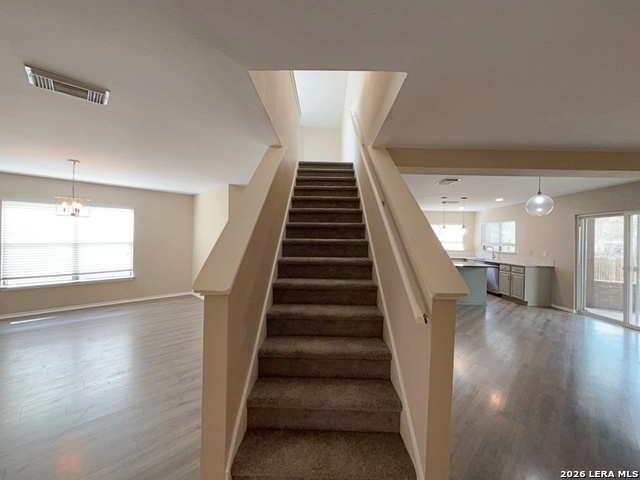 Image 22 of 76 For 7051 Shadow Run