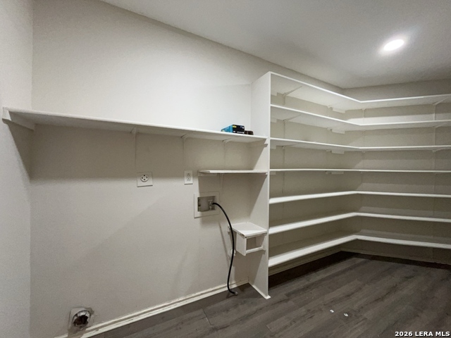 Image 42 of 76 For 7051 Shadow Run