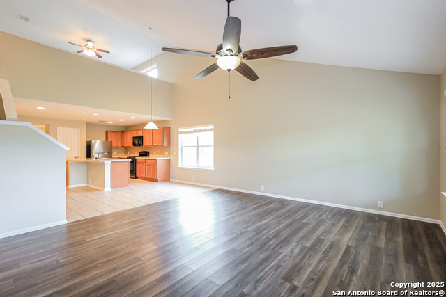 Image 7 of 14 For 3823 Browning Bluff