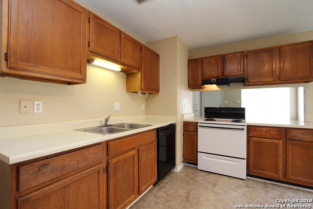 Image 10 of 32 For 9643 Bratton