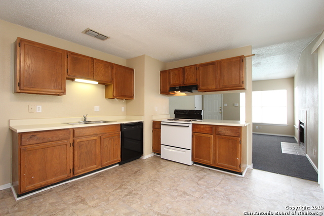 Image 11 of 32 For 9643 Bratton