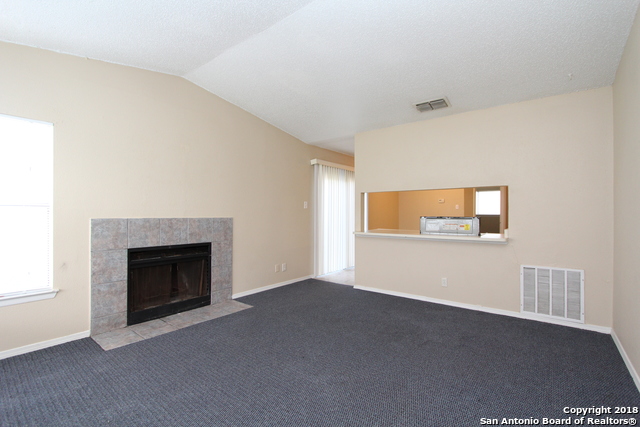 Image 5 of 32 For 9643 Bratton