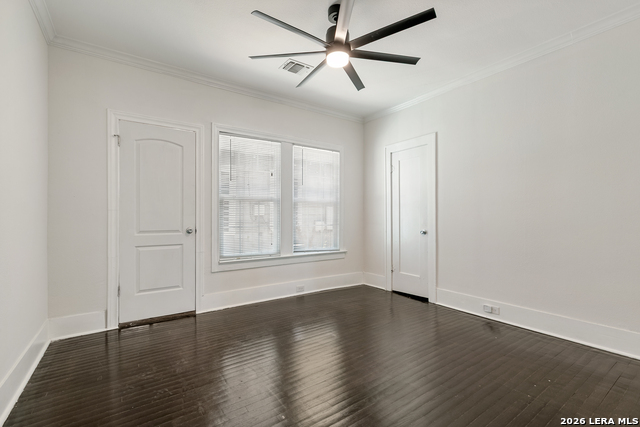 Image 16 of 26 For 729 Kings Hwy W