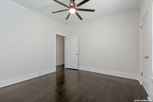 Image 17 of 26 For 729 Kings Hwy W