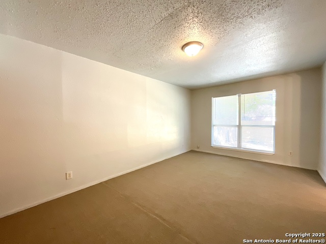 Image 16 of 31 For 7237 Glen Bay