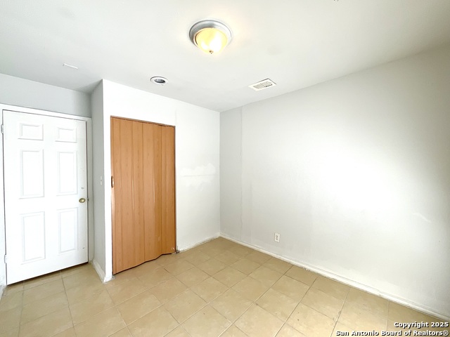 Image 27 of 31 For 7237 Glen Bay