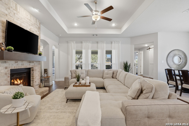 Image 18 of 60 For 499 Poe  