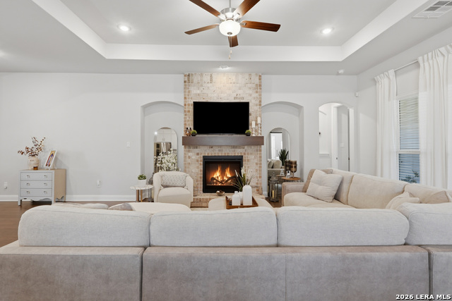 Image 20 of 60 For 499 Poe  