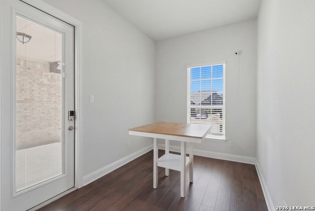 Image 37 of 60 For 499 Poe  