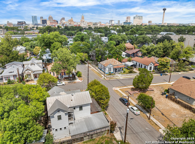 Image 27 of 33 For 126 Daniel  