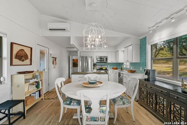 Image 17 of 78 For 746 Trail Rock Drive