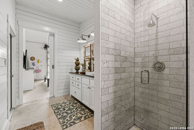 Image 37 of 78 For 746 Trail Rock Drive