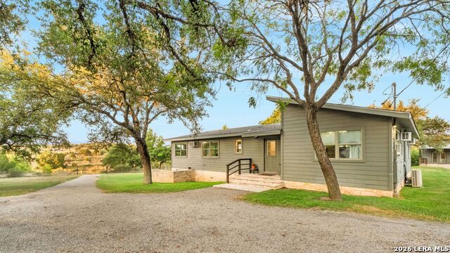 Image 42 of 78 For 746 Trail Rock Drive