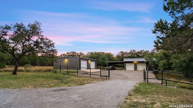 Image 55 of 78 For 746 Trail Rock Drive