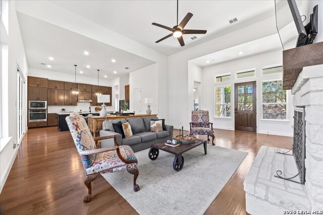 Image 14 of 60 For 117 Alondra Ln